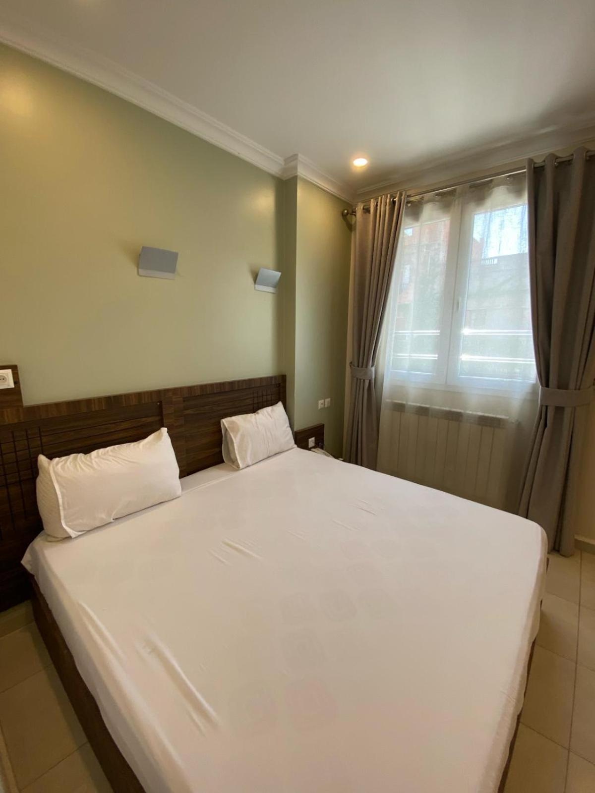 Hotel Borsa Saint-Arnaud 外观 照片